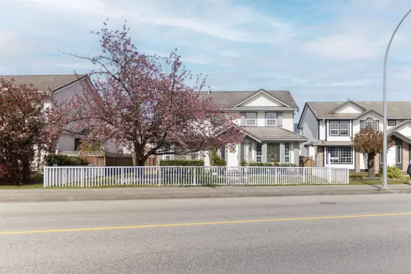 Port Coquitlam, BC V3B 7W1,1355 Riverwood Gate