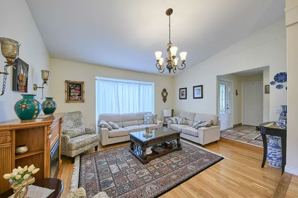 Coquitlam, BC V3B 4T6,1313 Johnson ST