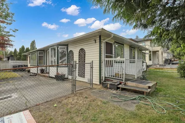 Surrey, BC V3W 9N7,14187 66a AVE