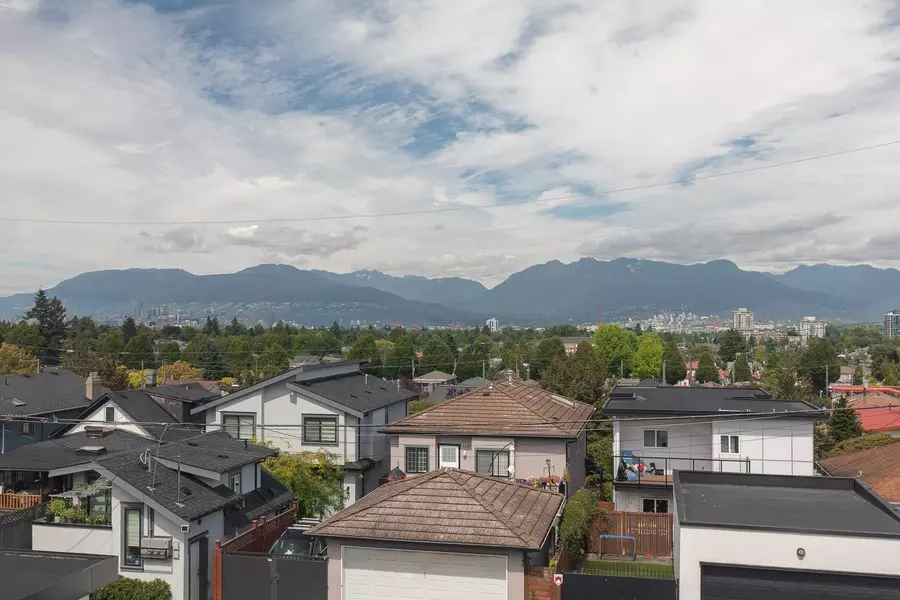 1365 E 36th AVE, Vancouver, BC V5W 1E1