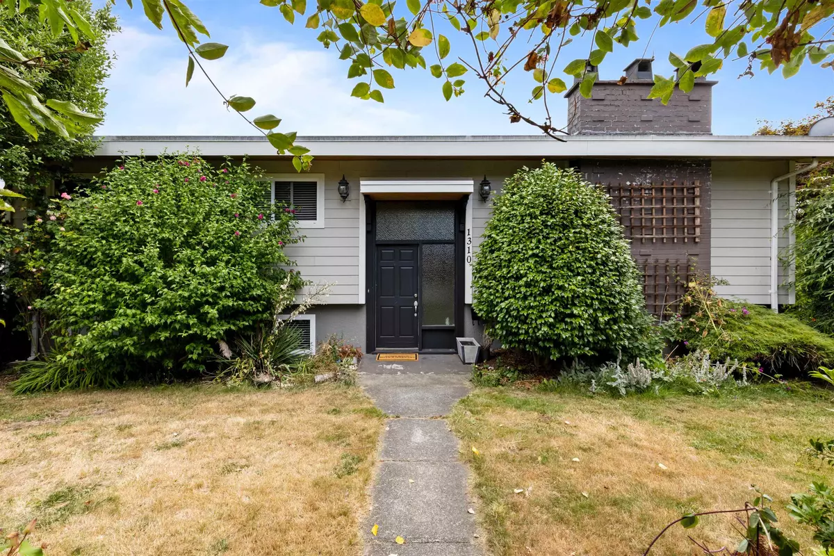 White Rock, BC V4B 4S3,1310 Parker ST