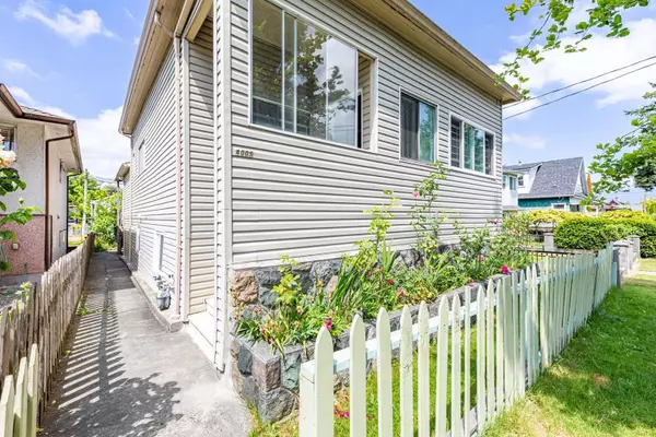 4005 Alice ST, Vancouver, BC V5N 4J6