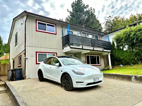 257 Angela DR, Port Moody, BC V3H 3X7