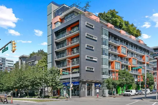 123 W 1st AVE #802, Vancouver, BC V5Y 0E2