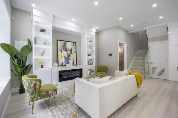 Vancouver, BC V5P 2Y4,5808 Lanark ST #1