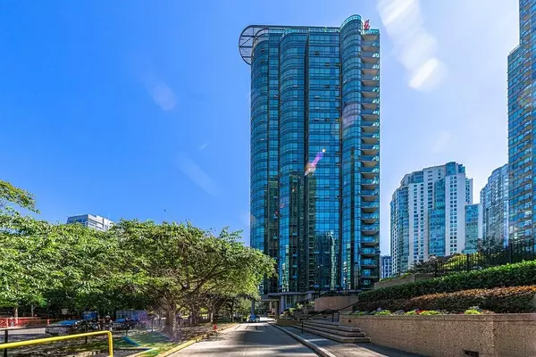 Vancouver, BC V6E 4N1,555 Jervis ST #807
