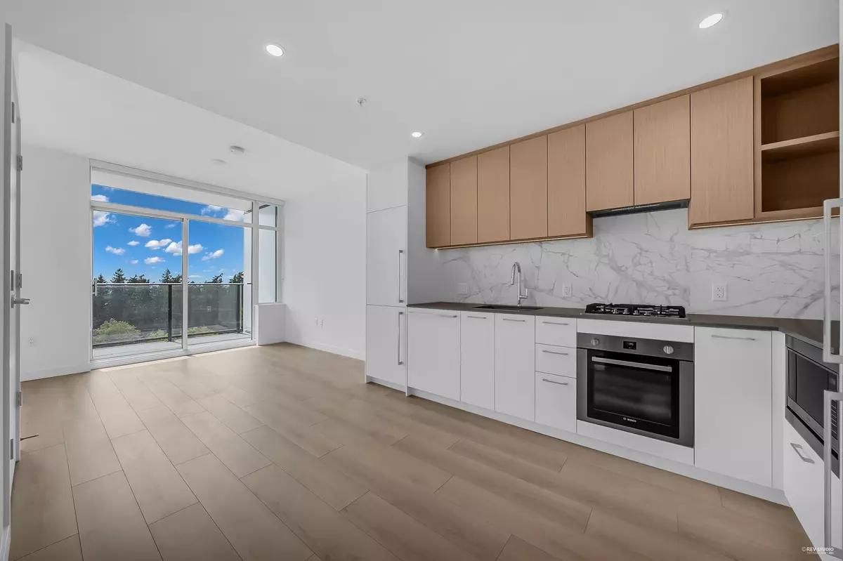 Burnaby, BC V5H 0L3,6468 Willingdon AVE #1203