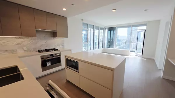 Burnaby, BC V5C 0N7,2186 Gilmore AVE #2208