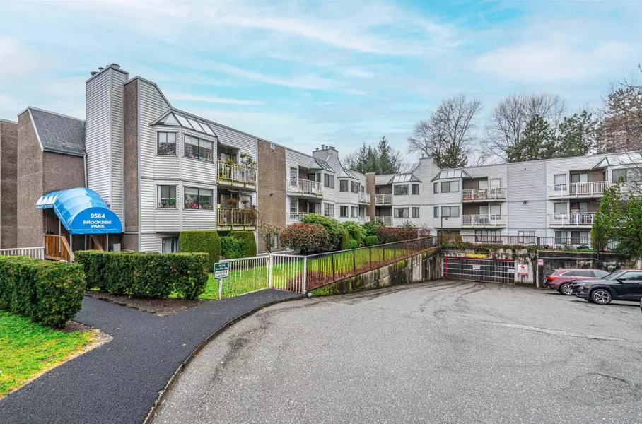 9584 Manchester DR #105, Burnaby, BC V3N 4R1