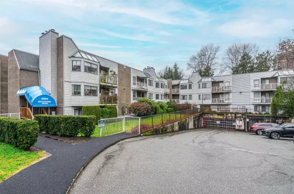 9584 Manchester DR #105, Burnaby, BC V3N 4R1