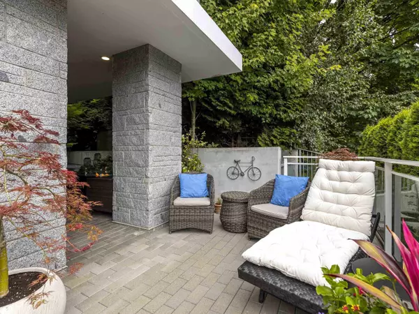 Vancouver, BC V5X 0J4,375 W 59th AVE #104