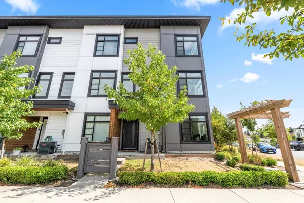 Surrey, BC V4N 6V9,7127 193a ST #52