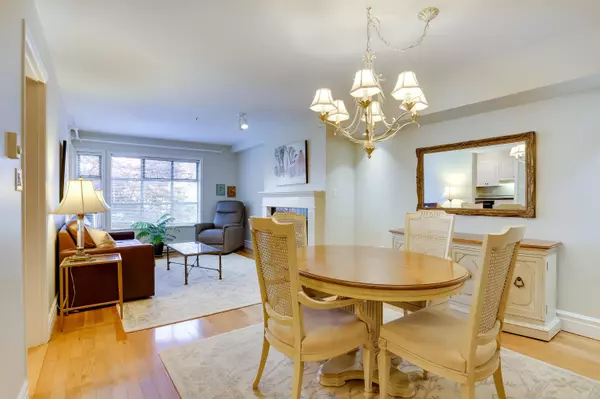 Delta, BC V4M 3J8,1118 55th ST #205