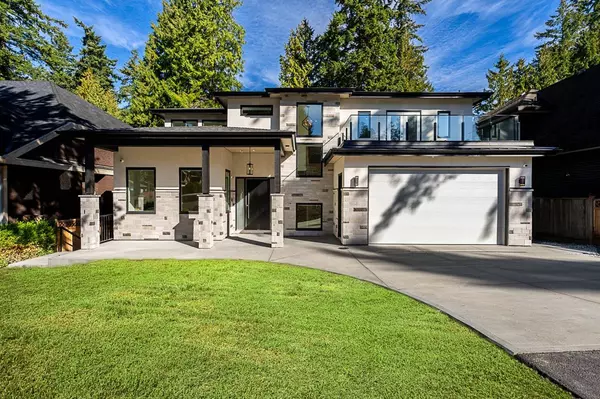 12759 107a AVE, Surrey, BC V3V 3J3