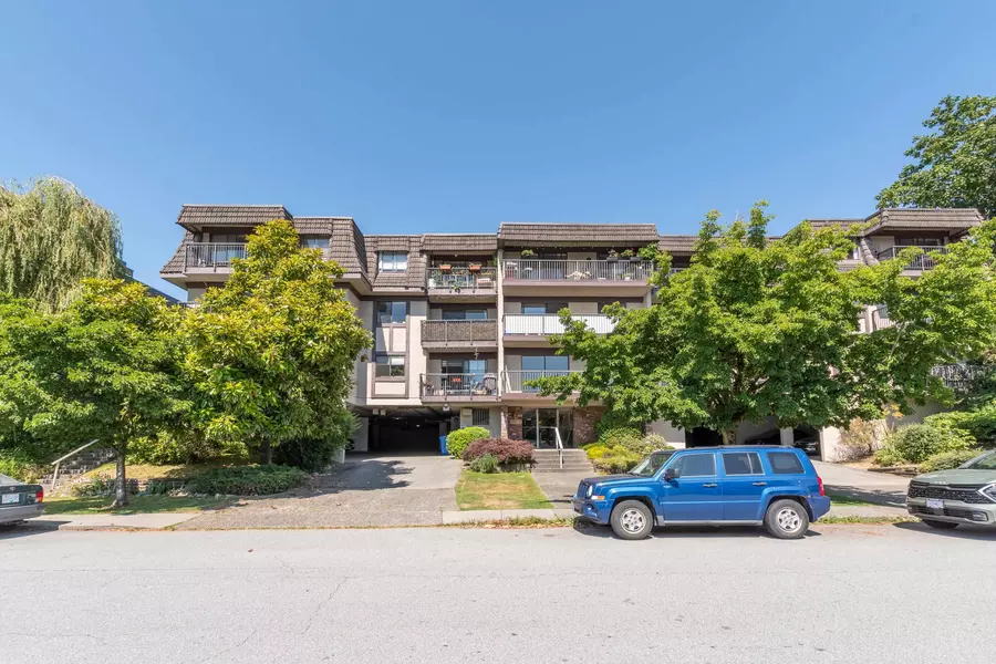 252 W 2nd ST #104, North Vancouver, BC V7M 1C8