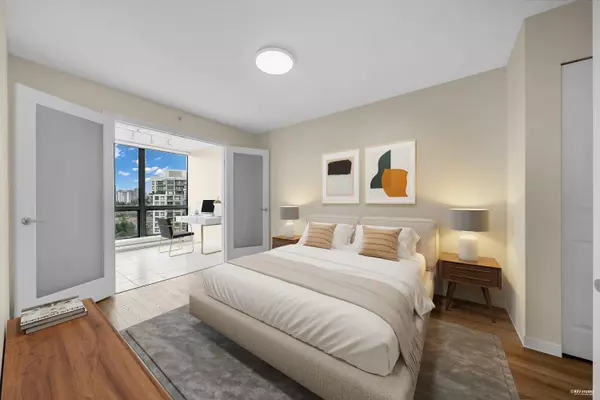 Vancouver, BC V5R 6H4,3663 Crowley DR #2002