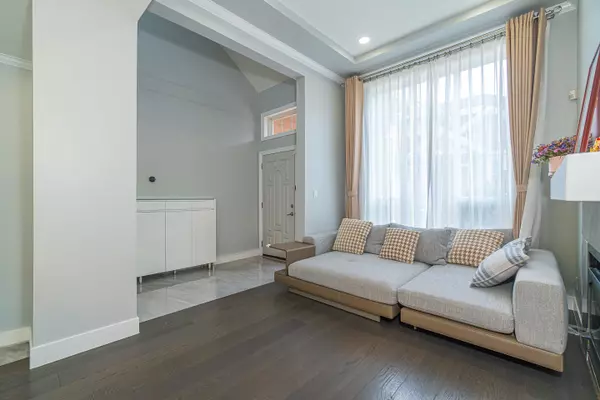 Richmond, BC V6Y 1J4,7060 Blundell RD #7