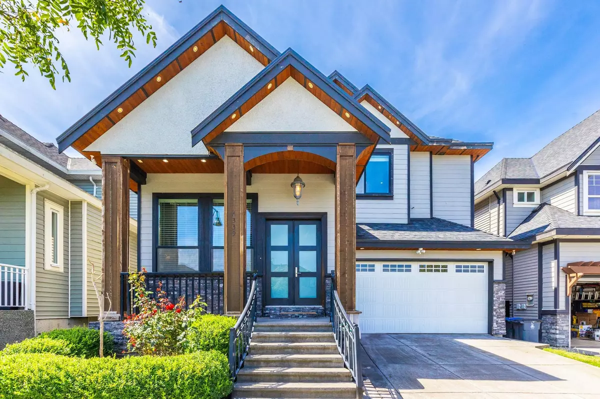 Surrey, BC V3S 2V2,6339 165 ST