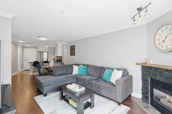 Richmond, BC V7C 5P5,5880 Dover CRES #223