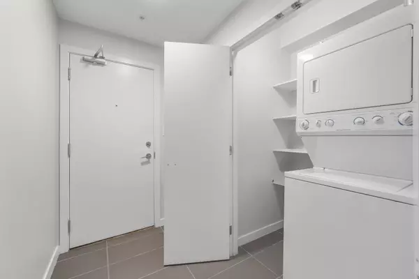 Coquitlam, BC V3B 0B2,2979 Glen DR #1402