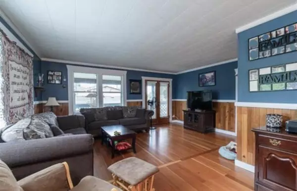 20775 Camwood, Maple Ridge, BC V2X 2N9