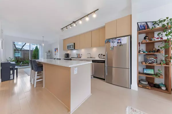 Port Moody, BC V3H 1L6,909 Clarke RD #13