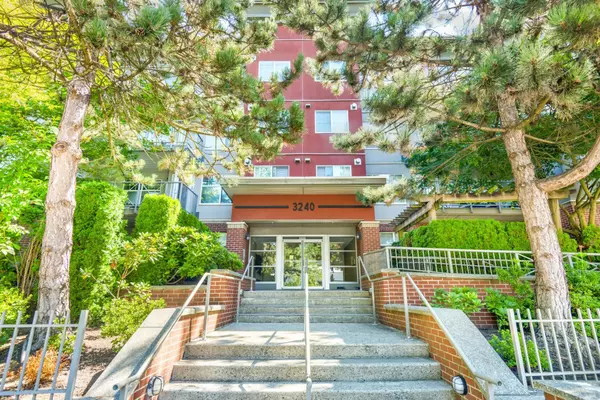 Port Moody, BC V3H 0C1,3240 St Johns ST #302
