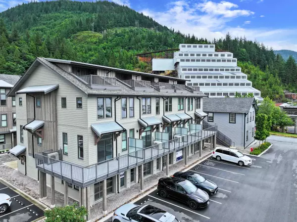 351 Copper DR #27, Britannia Beach, BC V6Z 1N9