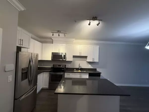Maple Ridge, BC V2X 9H1,11580 223 ST #105