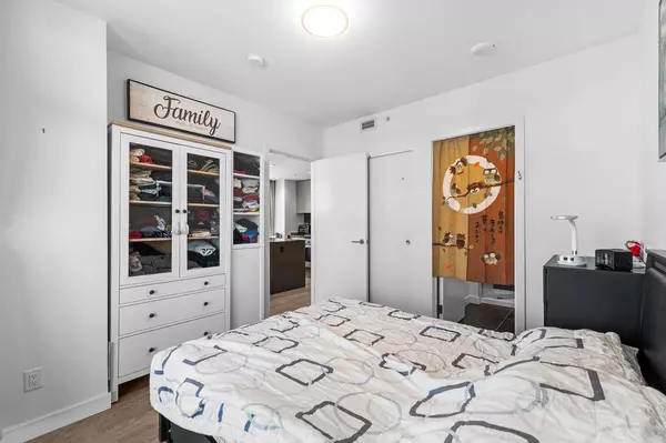 Burnaby, BC V5H 0J4,6080 Mckay AVE #2507