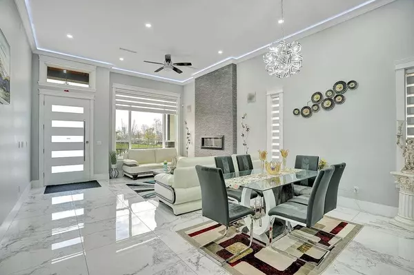 Surrey, BC V3V 3X8,10620 124 Street ST