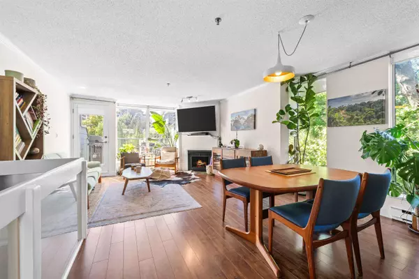 3021 Laurel ST, Vancouver, BC V5Z 3T6