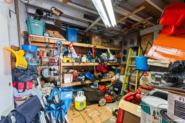 Surrey, BC V3T 1G1,13137 99 AVE