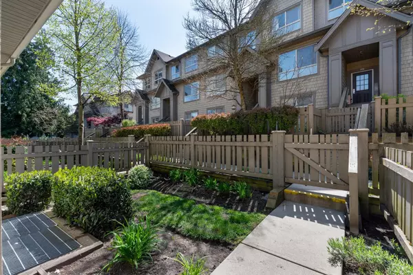 Surrey, BC V3Z 3K3,2738 158 ST #96
