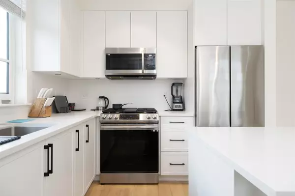 Langley, BC V2Y 3K9,7506 199a ST #424