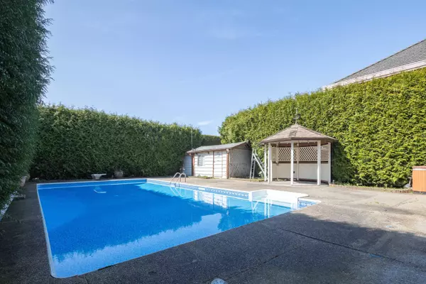 Richmond, BC V7E 2C2,10535 Lassam RD