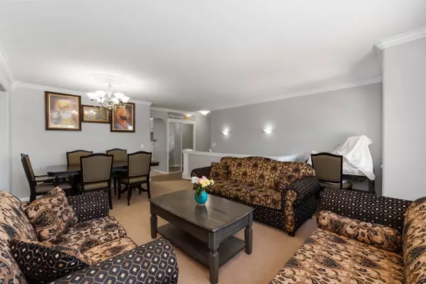 Abbotsford, BC V2T 6T5,30626 Crestview AVE