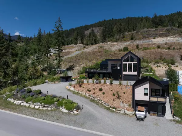 7676 Cerulean DR, Pemberton, BC V0N 2L3