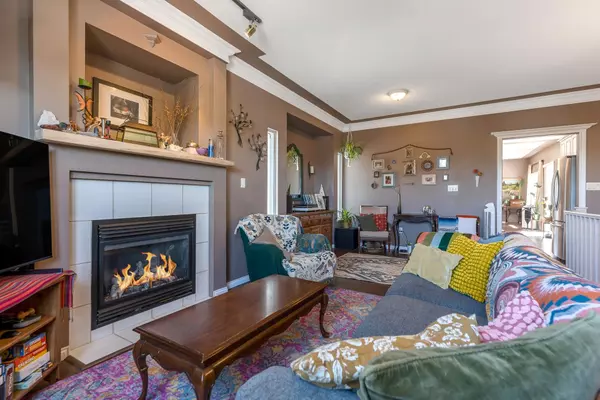 8412 Doerksen DR Mission, BC V2V 7C4