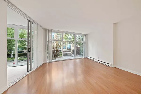 Vancouver, BC V6B 5M5,1331 Homer ST #B106