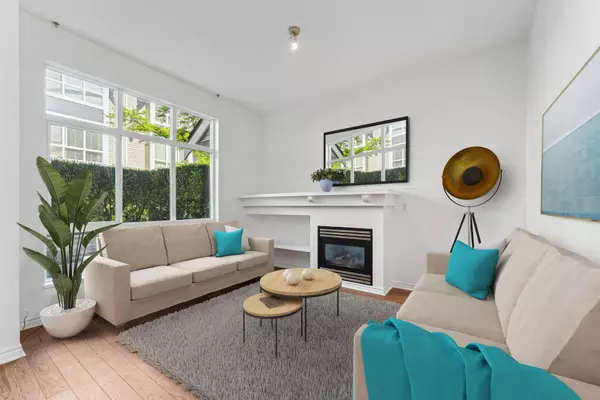 995 Lynn Valley RD #1, North Vancouver, BC V7J 1Z6