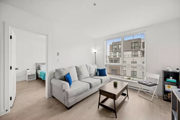 Langley, BC V2Y 3P5,8327 201 ST #D408