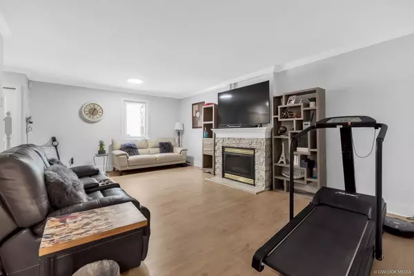 Richmond, BC V6Y 2K8,7833 St. Albans RD #9