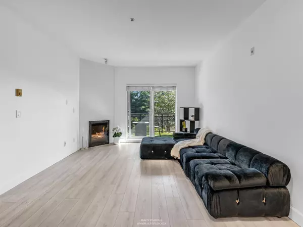 Port Coquitlam, BC V3B 1H2,1988 Suffolk AVE #208