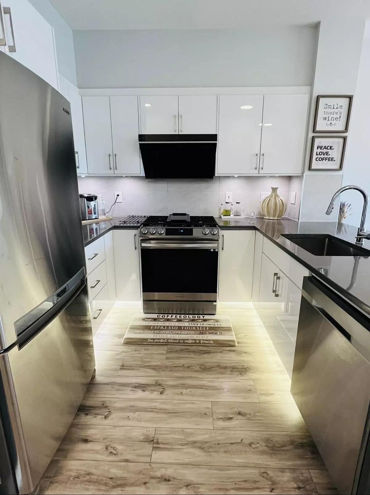 Coquitlam, BC V3B 0G8,1153 Kensal PL #407