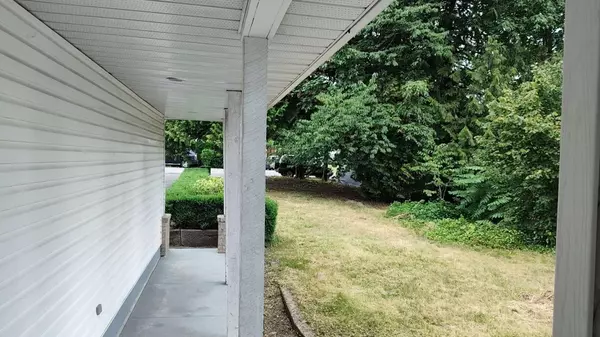 Maple Ridge, BC V2X 5T6,12138 Dunbar ST