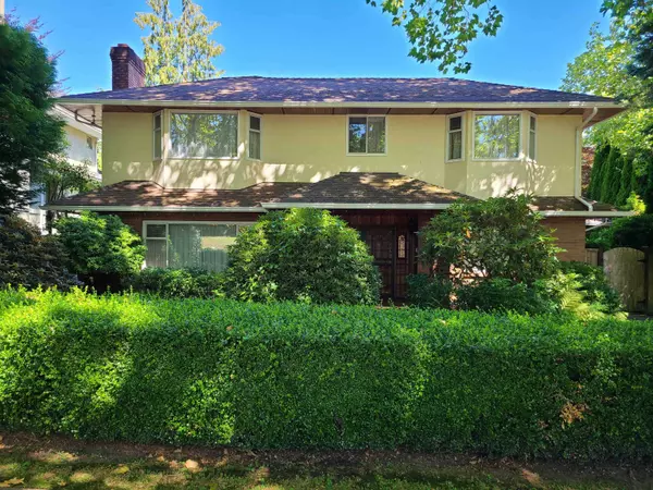 2209 W 36th AVE, Vancouver, BC V6M 1L4
