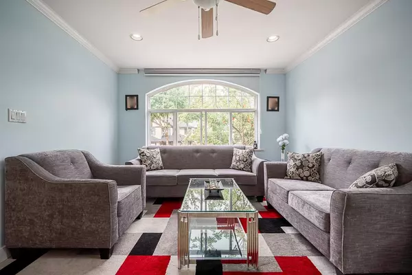 Surrey, BC V3S 0M9,7366 144a ST