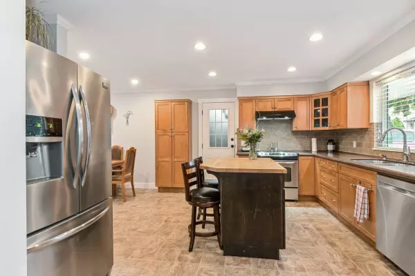 Abbotsford, BC V2S 4B7,2739 Sheffield WAY