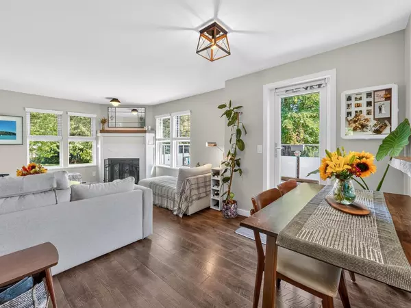 Coquitlam, BC V3K 6S9,98 Laval ST #105